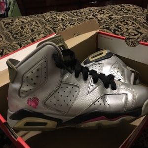 Valentine Jordan 6’s